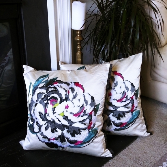 Designers Guild set/2 pillow shams embroidered… - Picture 14 of 15